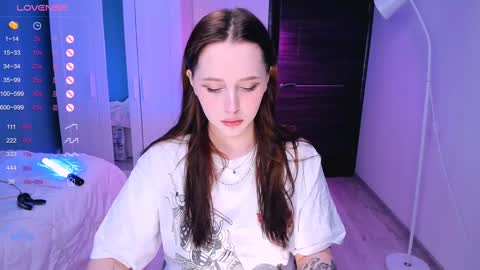 Snapshot of effie_lee chatting on 01/25/25, 12:26 Effie online show from 01/25/25, 12:26