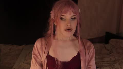 Effie Mur online show from 12/22/24, 06:48