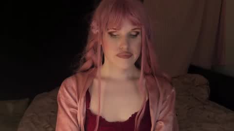 Effie Mur online show from 01/08/25, 06:20