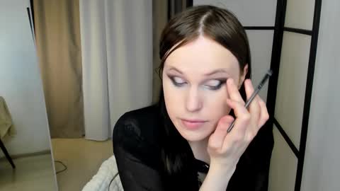 Effie Mur online show from 01/31/26, 08:51