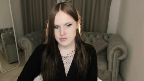 Effie Mur online show from 04/16/26, 08:31