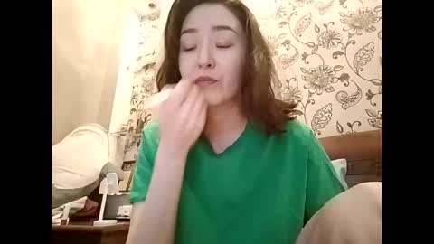 Effy online show from 03/22/26, 04:32