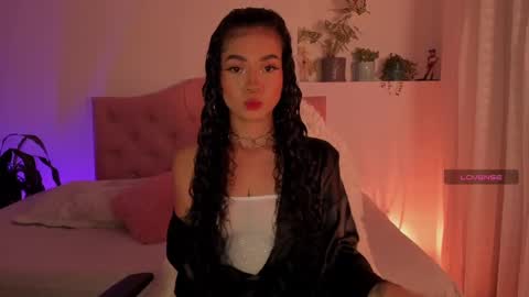 effy online show from 01/10/25, 07:14