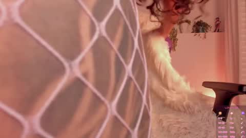 effy online show from 02/09/25, 08:33