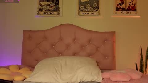 effy online show from 10/25/25, 03:03