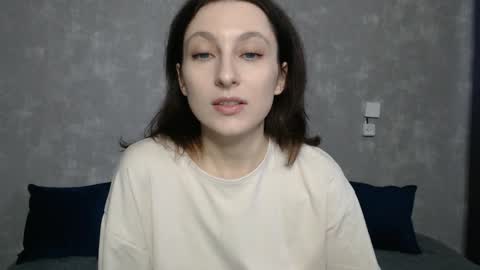 Snapshot of effy_gray chatting on 12/07/24, 06:10 Anna online show from 12/07/24, 06:10