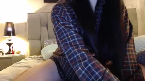 Snapshot of effy_m chatting on 01/08/26, 03:58 Effy online show from 01/08/26, 03:58
