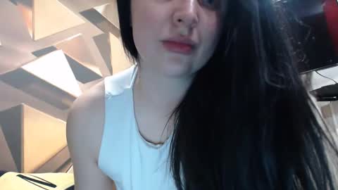 Snapshot of effy_m chatting on 04/28/26, 08:14 Effy online show from 04/28/26, 08:14