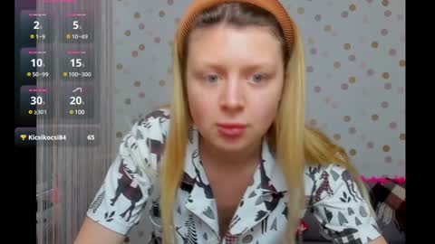 Effy online show from 12/25/24, 10:39