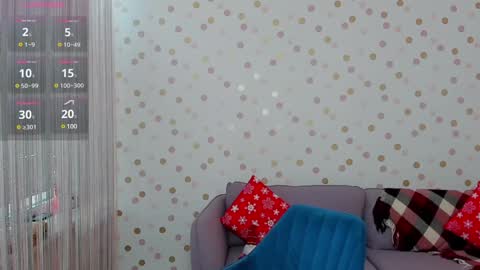 Effy online show from 12/31/24, 06:59