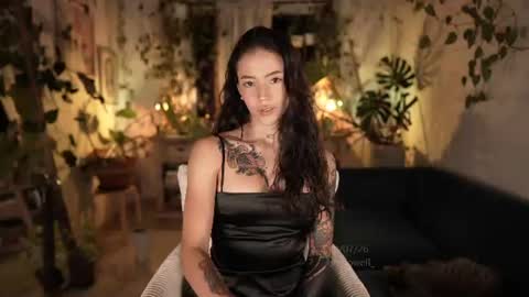 Effy online show from 07/11/26, 12:57