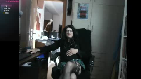 efi_crossou online show from 11/02/25, 10:56