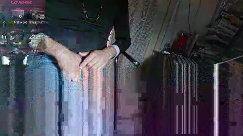 efi_crossou online show from 11/18/25, 01:37