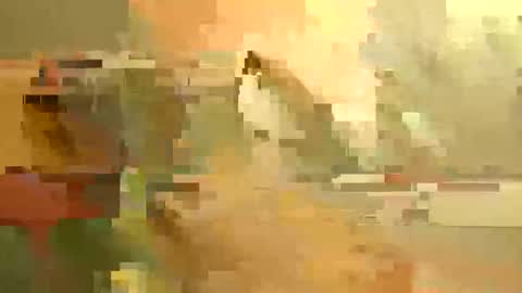 efren110731 online show from 10/19/25, 04:24