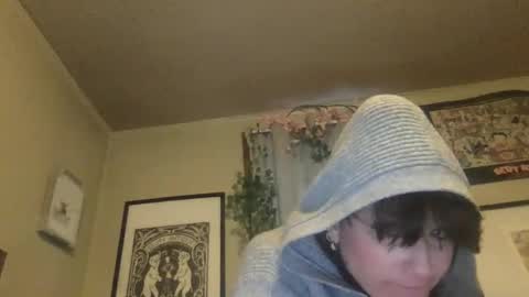 eggnog_and_booty online show from 05/02/26, 10:48
