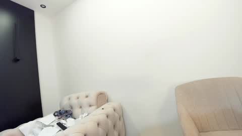Erik and Alice online show from 01/21/25, 02:11