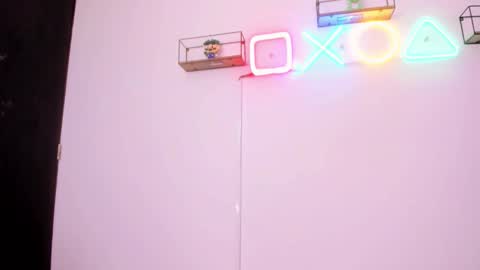 Snapshot of eileen_tanihara chatting on 02/12/26, 06:14 eileenn tanihara online show from 02/12/26, 06:14