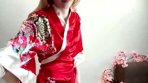eileencrowday online show from 05/01/26, 03:11