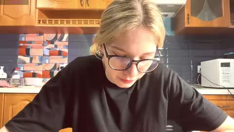 eileencrowday online show from 05/06/26, 03:35