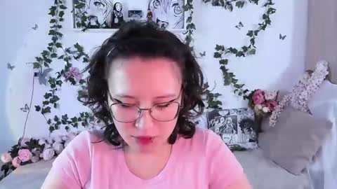 liasama online show from 12/05/24, 12:33