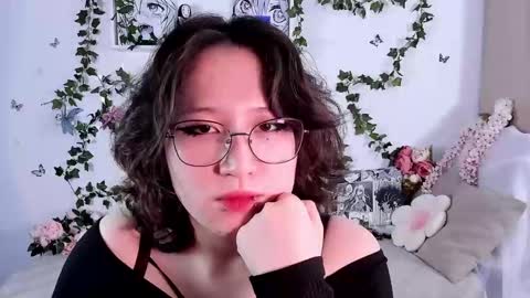 liasama online show from 12/07/24, 02:42