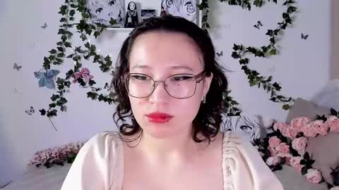 liasama online show from 12/15/24, 12:51