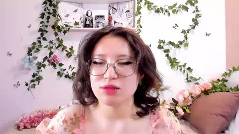 liasama online show from 12/19/24, 04:02