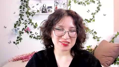 liasama online show from 12/21/24, 07:13