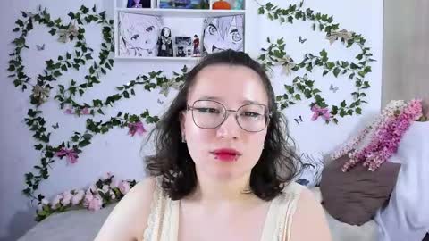 liasama online show from 01/02/25, 01:19