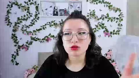 liasama online show from 01/10/25, 07:57