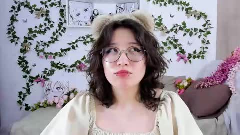 liasama online show from 01/11/25, 05:10