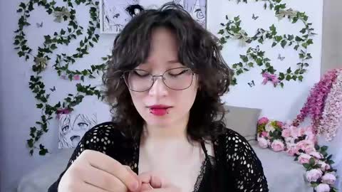 liasama online show from 01/19/25, 02:36