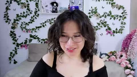 liasama online show from 01/25/25, 03:30