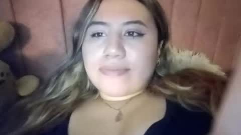 EIMY   MODEL INDEPENDENT online show from 02/17/26, 04:09