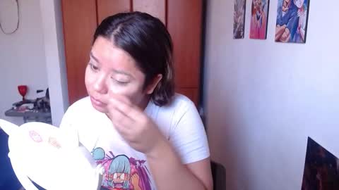 eimy_saenzz online show from 11/21/25, 03:00