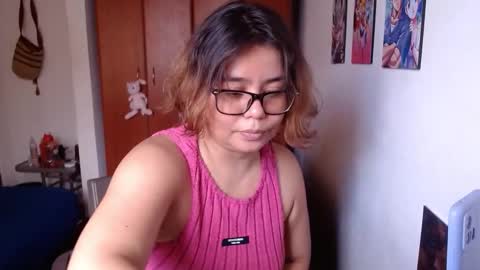 eimy_saenzz online show from 02/07/26, 04:54
