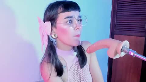 eimy_salome15 online show from 04/16/26, 09:39