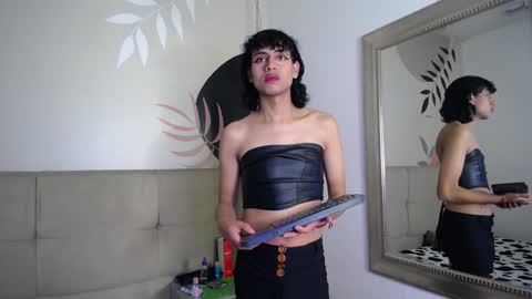 Eimyflorian online show from 01/17/25, 11:59