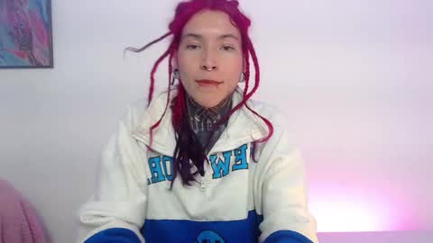 Snapshot of eimytatto_ chatting on 01/24/25, 04:49 Carla online show from 01/24/25, 04:49