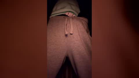 einhoernchen438 online show from 12/17/25, 05:57