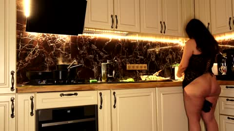 Elena online show from 02/14/26, 02:58