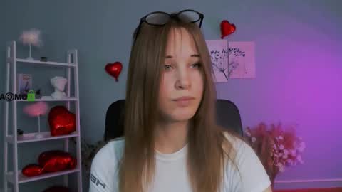 Snapshot of eira_mouse chatting on 02/22/26, 09:19 Sweet Eira online show from 02/22/26, 09:19