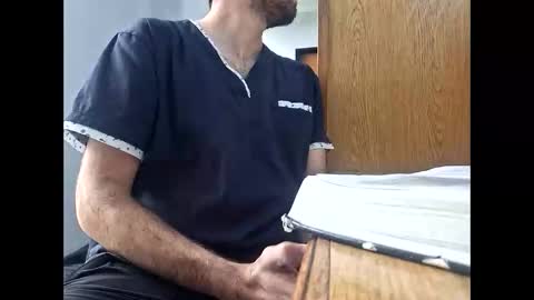 Snapshot of eirickr chatting on 03/05/26, 07:54 eirickr online show from 03/05/26, 07:54