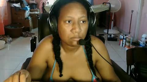 Eirondra Valeen online show from 03/18/26, 01:14