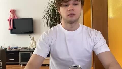 Eitan online show from 03/01/25, 10:34