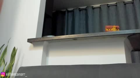 Snapshot of eithanconor1 chatting on 03/02/25, 05:54 EITHAN CONOR online show from 03/02/25, 05:54