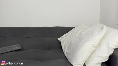 EITHAN CONOR online show from 12/22/25, 02:08