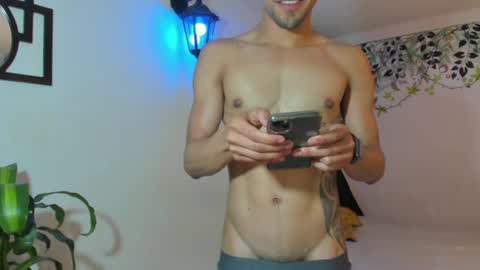 xoxo online show from 01/09/25, 12:25