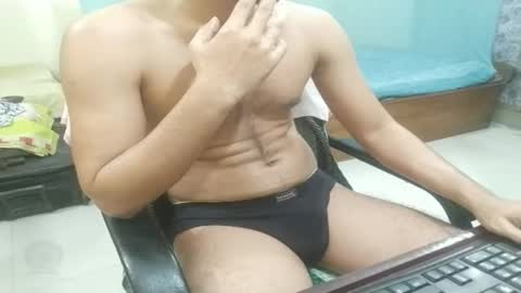 Snapshot of ekzxoxo chatting on 02/16/25, 10:32 Ekz online show from 02/16/25, 10:32