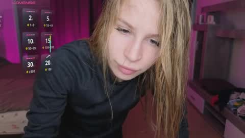 please read my bio there is information about private shows and about my personality online show from 04/05/26, 11:07